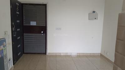 Living Room Image of 530 Sq.ft 1 BHK Apartment / Flat for rent in Gaurs 14th Avenue, Noida Extension Greater Noida for Rs. 17000