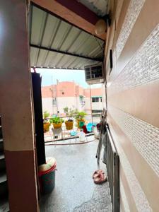Balcony Image of 1000 Sq.ft 2 BHK Apartment / Flat for sale in Saraswati Kunj, Patparganj New Delhi for Rs. 14500000