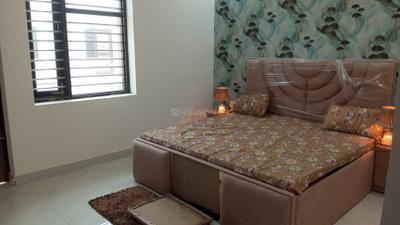 Bedroom Image of 2150 Sq.ft 4 BHK Villa for sale in RJ Naarayan Avenue, Pathauli Village Agra for Rs. 7290001