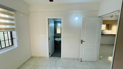 Bedroom Image of 830 Sq.ft 2 BHK Apartment / Flat for rent in Kazhakkoottam Thiruvananthapuram for Rs. 16000