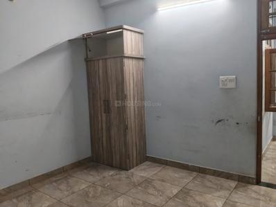 Bedroom Image of 1500 Sq.ft 2 BHK Builder Floor for rent in Indira Nagar Lucknow for Rs. 15500