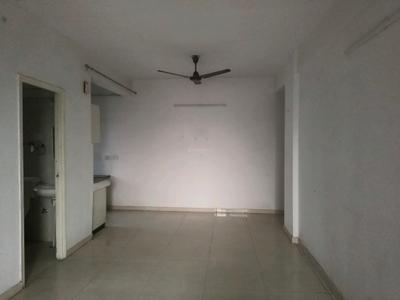 Living Room Image of 700 Sq.ft 2 BHK Apartment / Flat for sale in Signature Global The Millennia, Sector 37C Gurgaon for Rs. 6650000
