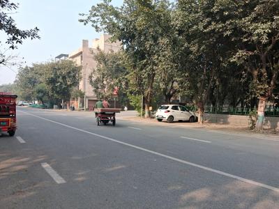 Image of 300 Sq.ft Residential Plot / Land for sale in Sector 105, Noida for Rs. 90000000