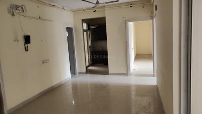 Living Room Image of 1280 Sq.ft 3 BHK Apartment / Flat for rent in Nirala Greenshire Phase 1, Noida Extension Greater Noida for Rs. 27000