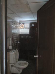 Bathroom Image of 1800 Sq.ft 3.5 BHK Apartment / Flat for rent in Ratan Galaxy, Vrindavan Yojana Lucknow for Rs. 20000