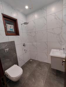 Bathroom Image of 790 Sq.ft 2 BHK Builder Floor for sale in Shalimar Bagh New Delhi for Rs. 12400000