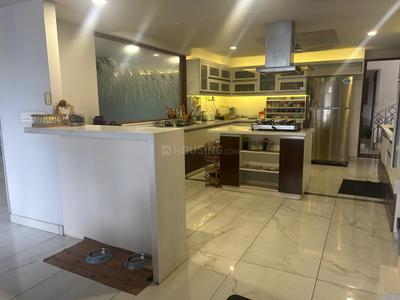 Kitchen Image of 4500 Sq.ft 5 BHK Duplex for sale in Panampilly Nagar Kochi for Rs. 35000000