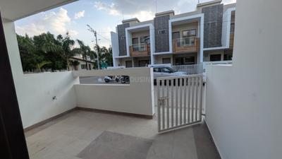 Balcony Image of 650 Sq.ft 2 BHK Independent House for rent in Regal Kasturi Extension, Khajuri Kalan Bhopal for Rs. 16000