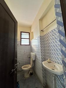 Bathroom Image of 1100 Sq.ft 2 BHK Apartment / Flat for sale in Payakapuram Vijayawada for Rs. 3000000