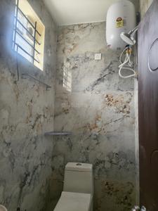 Bathroom Image of 600 Sq.ft 1 BHK Apartment / Flat for rent in R.K. Hegde Nagar Bengaluru for Rs. 18000