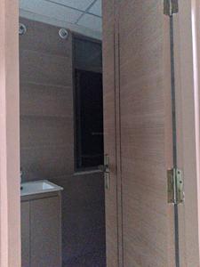 Common Bathroom Image of 1600 Sq.ft 3 BHK Apartment / Flat for sale in SKA Orion, Sector 143B Noida for Rs. 24400000