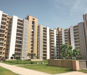 Image of 1250 Sq.ft 2.5 BHK Apartment / Flat for rent in Puri Pratham, Sector 84, Faridabad for Rs. 35000