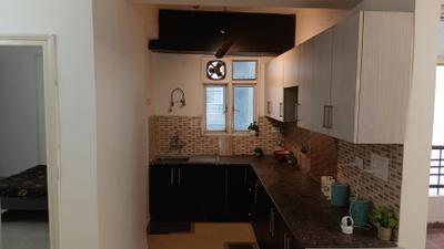 Kitchen Image of 1320 Sq.ft 3 BHK Apartment / Flat for sale in Supertech Livingston, Crossings Republik Ghaziabad for Rs. 9600000