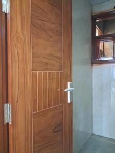 Common Bathroom Image of 1400 Sq.ft 3 BHK Apartment / Flat for sale in JMD Tower 110, Sector 110 Noida for Rs. 6800000