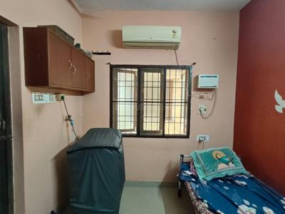 Bedroom Image of 700 Sq.ft 2 BHK Apartment / Flat for sale in Thandalam Chennai for Rs. 3600000