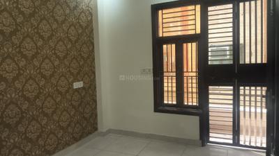 Bedroom Image of 900 Sq.ft 3 BHK Independent House for rent in Dwarka Mor New Delhi for Rs. 22000