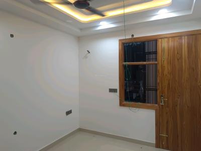 Bedroom Image of 1450 Sq.ft 4 BHK Apartment / Flat for sale in Goyal Luxury Homes by Goyal Builders, Deenpur New Delhi for Rs. 12300000