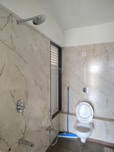 Common Bathroom Image of 700 Sq.ft 1 BHK Apartment / Flat for rent in Puraniks Rumah Bali, Kasarvadavali Thane for Rs. 17000