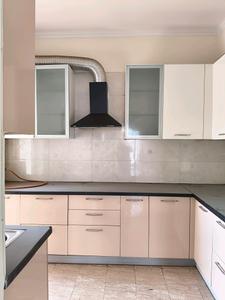 Kitchen Image of 1900 Sq.ft 3 BHK Apartment / Flat for rent in Shree Vardhman Victoria, Sector 70 Gurgaon for Rs. 48500