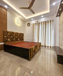 Bedroom Image of 1550 Sq.ft 3 BHK Builder Floor for sale in Vaishali Ghaziabad for Rs. 18200000