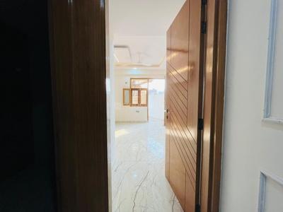 Image of 1450 Sq.ft 3 BHK Apartment / Flat for sale in Capital Home 3, Sector 73, Noida for Rs. 6500000
