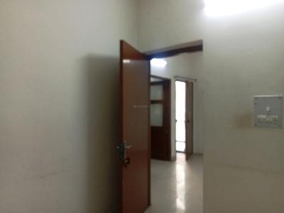 Bedroom Image of 2200 Sq.ft 3 BHK Apartment / Flat for rent in DDA Sector Pocket B C, Vasant Kunj New Delhi for Rs. 70000