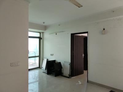 Living Room Image of 885 Sq.ft 2 BHK Apartment / Flat for sale in Amrapali Pan Oasis, Sector 70 Noida for Rs. 10000000