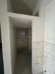 Bathroom Image of 837 Sq.ft 2 BHK Apartment / Flat for sale in Baranagar Kolkata for Rs. 3700000