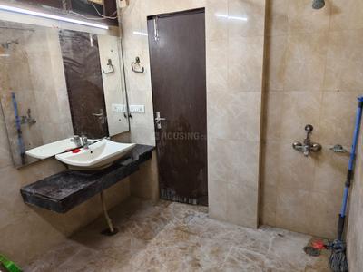Image of 2400 Sq.ft 4 BHK Builder Floor for rent in Sector 46, Noida for Rs. 75000