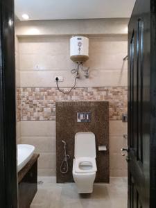 Bathroom Image of 3500 Sq.ft 4.5 BHK Independent House for sale in Ansal Florence Marvel, Sector 57 Gurgaon for Rs. 100000000