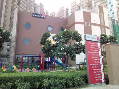 Image of 1625 Sq.ft 3 BHK Apartment / Flat for sale in Supertech Cape Town, Sector 74, Noida for Rs. 19000000