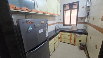 Kitchen Image of 600 Sq.ft 1 BHK Apartment / Flat for rent in Ghatkopar West Mumbai for Rs. 37000