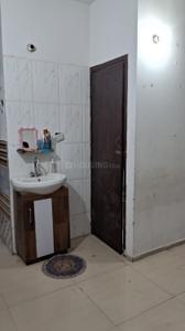 Bathroom Image of 830 Sq.ft 2 BHK Apartment / Flat for rent in Horizon Navjeevan, Kargaina Bareilly for Rs. 9000