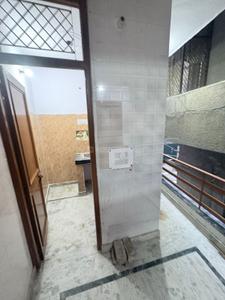 Kitchen Image of 345 Sq.ft 1 BHK Builder Floor for rent in Shastri Nagar New Delhi for Rs. 12000