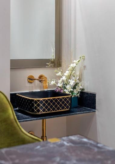 Basil Groove Main Image 1