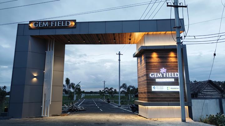 Gem Field Main Image 1