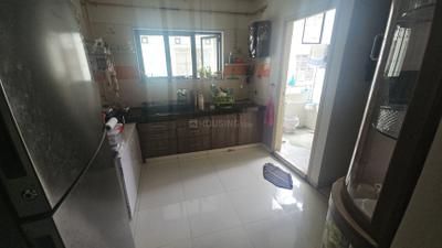 Kitchen Image of 1000 Sq.ft 2 BHK Apartment / Flat for sale in Devpujan, Motera Ahmedabad for Rs. 6500000