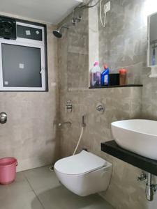 Common Bathroom Image of 650 Sq.ft 2 BHK Apartment / Flat for sale in Ashar Axis, Thane West Thane for Rs. 14500000