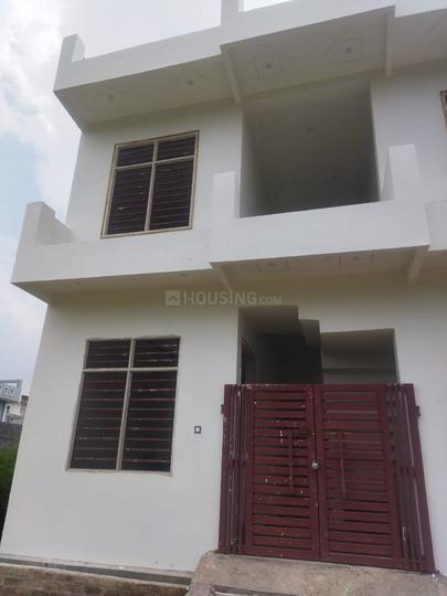 Indra nagar takrohi Main Image 1