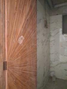 Common Bathroom Image of 1050 Sq.ft 2 BHK Apartment / Flat for sale in DM Infra, Sector 104 Noida for Rs. 4200000