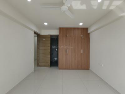 Bedroom Image of 1250 Sq.ft 3 BHK Apartment / Flat for rent in Shivalik Green View, Shantigram Ahmedabad for Rs. 58000