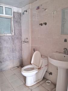 Bathroom Image of 1000 Sq.ft 2 BHK Apartment / Flat for rent in Mittal Rajnagar Residency, Raj Nagar Extension Ghaziabad for Rs. 17000