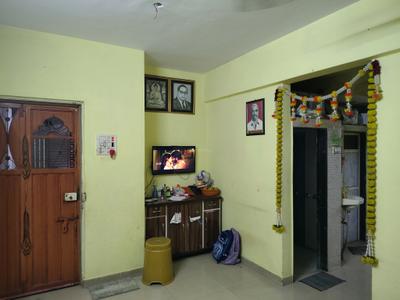 Living Room Image of 530 Sq.ft 1 BHK Independent House for rent in Vihang Valley, Kasarvadavali Thane for Rs. 20500