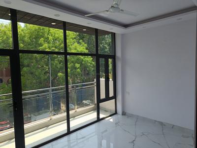 Bedroom Image of 900 Sq.ft 2 BHK Builder Floor for sale in Kalkaji New Delhi for Rs. 17500000