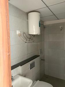 Image of 975 Sq.ft 2 BHK Apartment / Flat for rent in Godrej The Suites, Jaypee Greens, Greater Noida for Rs. 40000