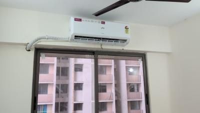 Bedroom Image of 717 Sq.ft 1 BHK Apartment / Flat for rent in Zaveri Palash Homes, Sarkhej Ahmedabad for Rs. 25000