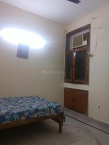 Bedroom Image of 1800 Sq.ft 3 BHK Builder Floor for rent in Sector 41 Noida for Rs. 35000