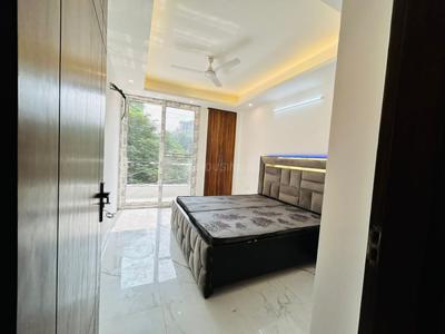 Bedroom Image of 841 Sq.ft 2 BHK Builder Floor for rent in Saket New Delhi for Rs. 18500