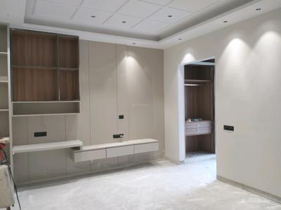 Bedroom Image of 2970 Sq.ft 4 BHK Builder Floor for sale in Mukherjee Nagar New Delhi for Rs. 58000000