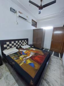 Bedroom Image of 1800 Sq.ft 3 BHK Builder Floor for rent in Lajpat Nagar New Delhi for Rs. 70000